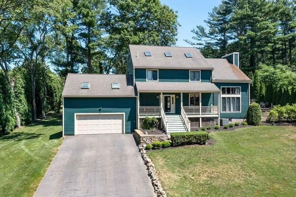 Search St. John’s, Mount Pearl and Paradise Homes & Condos For Sale